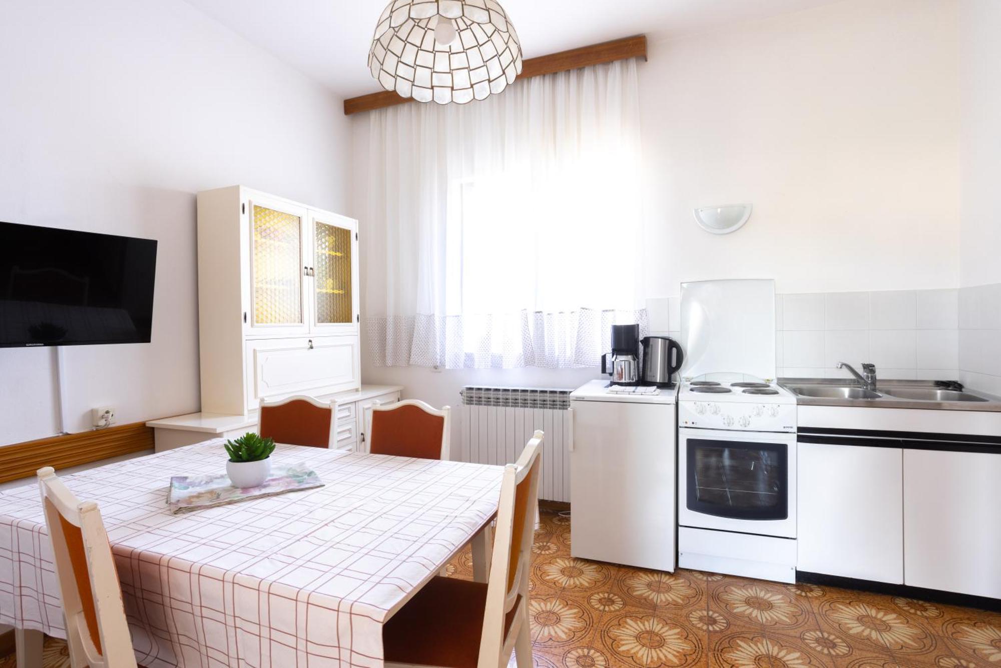 Apartments Lonzor I سيلتسي المظهر الخارجي الصورة